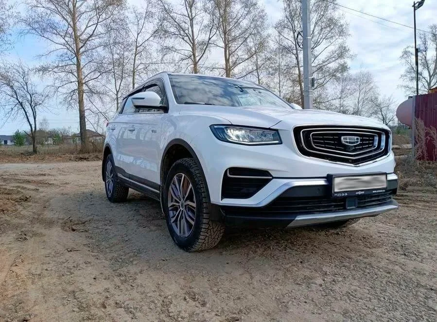 Geely Atlas Pro аренда